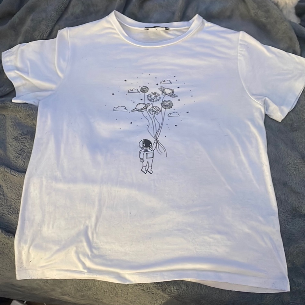 White t shirt
